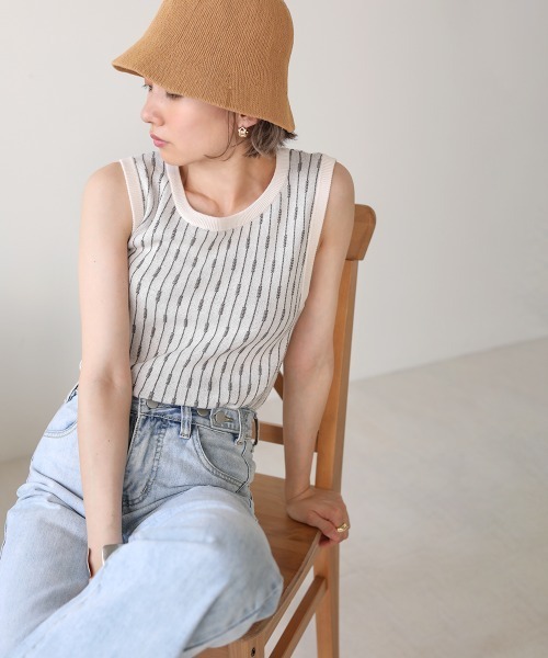 Bab(バブ)の「【WEB限定】ストライプニットタンクトップ(タンクトップ・レディース・ブラック/ベージュ/オフホワイト/ブルー・FREE)」の20枚目の写真