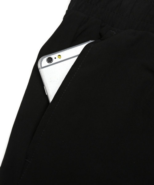 LUXSTYLE（ラグスタイル）の「ナイロンストレッチワイドアンクルカーゴパンツ（カーゴパンツ・メンズ・オリーブ/ブラック・M/XL/L）」の6枚目の写真