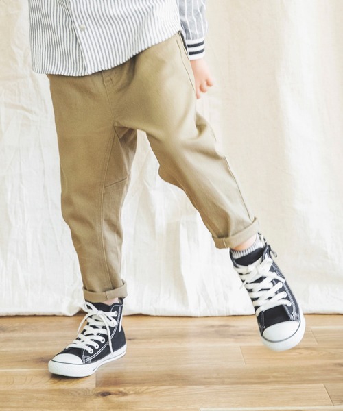 BRANSHES（ブランシェス）の「ガーデナーテーパードカラーパンツ（その他パンツ・キッズ・オフホワイト/アイボリー/ブラック/ベージュ・100cm/120cm/150cm/140cm/90cm/110cm/130cm）」の4枚目の写真