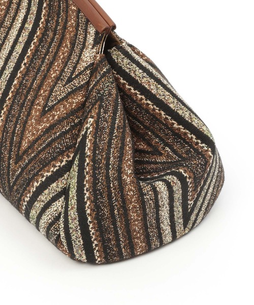 A VACATION（アヴァケーション）の「A VACATION / ピロージオBAG（クラッチバッグ・レディース・ブラウン・フリー）」の2枚目の写真