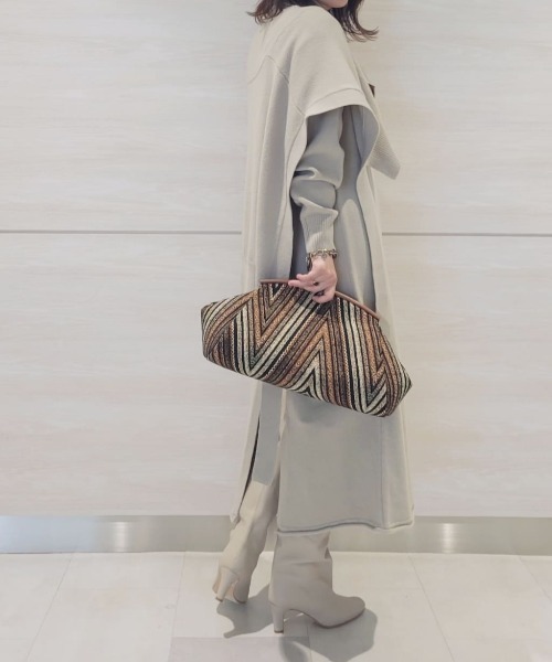 A VACATION（アヴァケーション）の「A VACATION / ピロージオBAG（クラッチバッグ・レディース・ブラウン・フリー）」の12枚目の写真