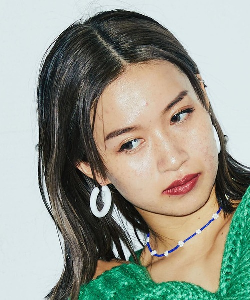 atmos pink(アトモスピンク)の「atmos pink カラーボリュームフープピアス(ピアス(両耳用)・レディース・ホワイト/グリーン・FREE)」の1枚目の写真