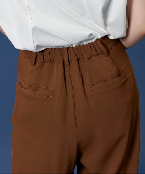 Auntie Rosa Holiday（アンティローザホリデー）の「タックテーパードパンツ（その他パンツ・レディース・アイボリー/ブラウン/ブラック/パープル/グリーン・SMALL/MEDIUM）」の15枚目の写真