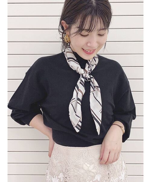 MERCURYDUO（マーキュリーデュオ）の「スカーフ付ハイネックニット（ニット/セーター・レディース・アイボリー/ブラック/グリーン/ピンク・FREE）」の7枚目の写真