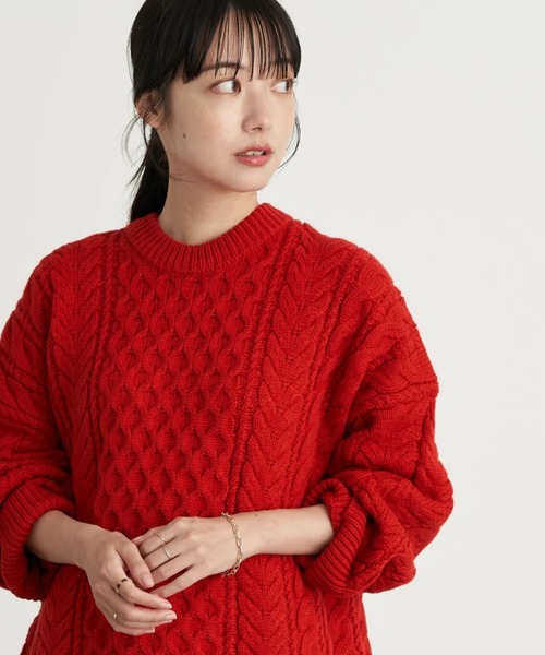 earth music&ecology(アースミュージックアンドエコロジー)の「【WEB限定】ケーブルビッグニットプルオーバー *(ニット/セーター・レディース・ブラウン/レッド/グリーン/アイボリー/グレイッシュベージュ・FREE)」の5枚目の写真