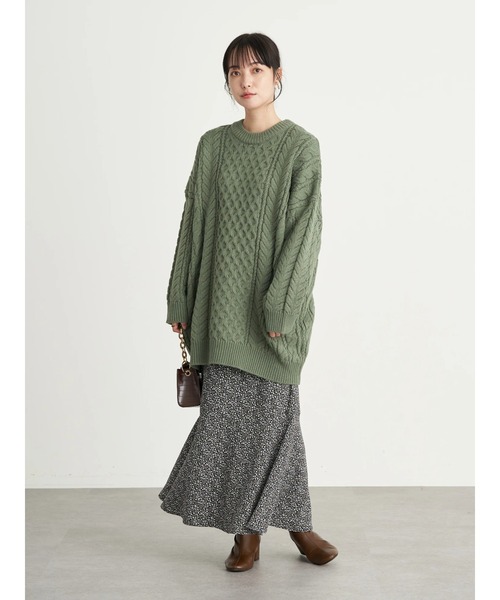 earth music&ecology(アースミュージックアンドエコロジー)の「【WEB限定】ケーブルビッグニットプルオーバー *(ニット/セーター・レディース・ブラウン/レッド/グリーン/アイボリー/グレイッシュベージュ・FREE)」の17枚目の写真