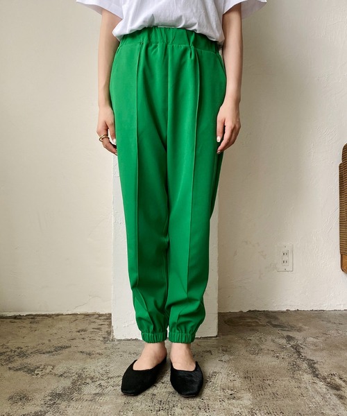 CAPRICIEUX LE'MAGE(カプリシューレマージュ)の「ピンタックジョガーパンツ(その他パンツ・レディース・ブラック/グリーン/ホワイト系その他・38/36)」の6枚目の写真