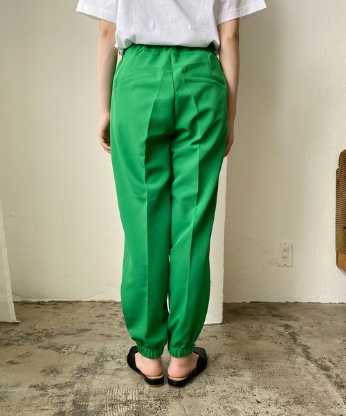 CAPRICIEUX LE'MAGE(カプリシューレマージュ)の「ピンタックジョガーパンツ(その他パンツ・レディース・ブラック/グリーン/ホワイト系その他・38/36)」の8枚目の写真