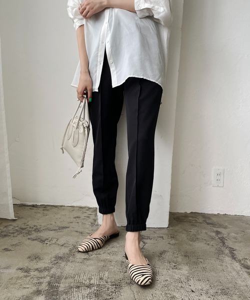 CAPRICIEUX LE'MAGE(カプリシューレマージュ)の「ピンタックジョガーパンツ(その他パンツ・レディース・ブラック/グリーン/ホワイト系その他・38/36)」の14枚目の写真