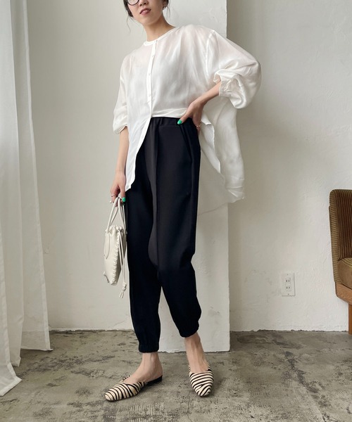 CAPRICIEUX LE'MAGE(カプリシューレマージュ)の「ピンタックジョガーパンツ(その他パンツ・レディース・ブラック/グリーン/ホワイト系その他・38/36)」の20枚目の写真