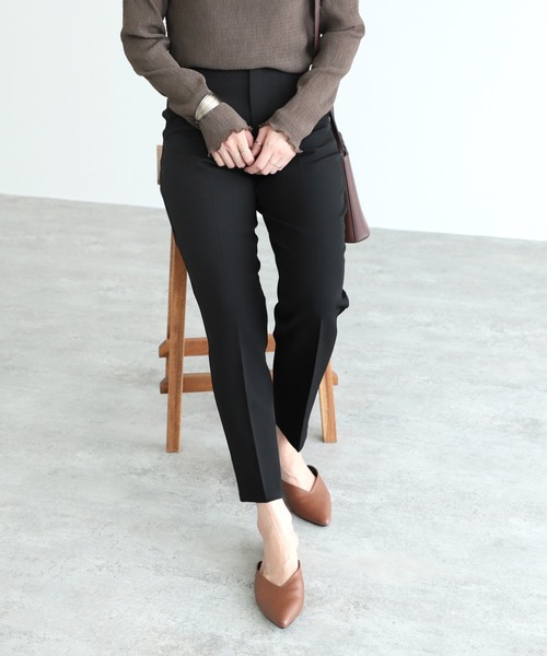 reca(レカ)の「ハイウエストタックテーパードパンツ(その他パンツ・レディース・ブラック/ブラウン/テラコッタ/グリーン/ライトベージュ・M)」の8枚目の写真