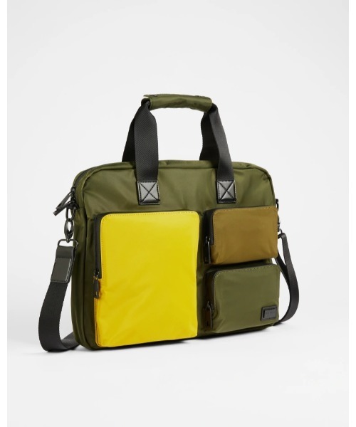 Ted Baker(テッドベーカー)の「SUNDAR ドキュメントバッグ(ビジネスバッグ・メンズ・カーキ・O/S)」の1枚目の写真