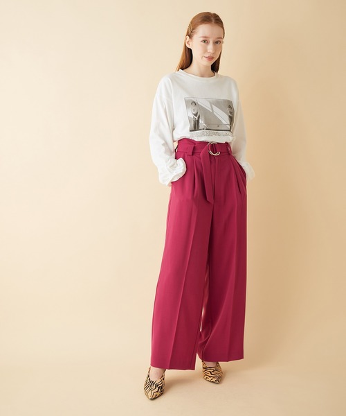 MADEMOISELLE ROPE'（マドモアゼル ロペ）の「【JOSEPH SZABO×VTA】フォトプリントボリュームスリーブスリーブTシャツ（Tシャツ/カットソー・レディース・ホワイト/ブラック/ホワイト系その他・FREE）」の4枚目の写真