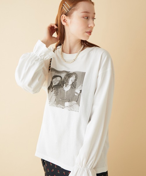 MADEMOISELLE ROPE'（マドモアゼル ロペ）の「【JOSEPH SZABO×VTA】フォトプリントボリュームスリーブスリーブTシャツ（Tシャツ/カットソー・レディース・ホワイト/ブラック/ホワイト系その他・FREE）」の13枚目の写真