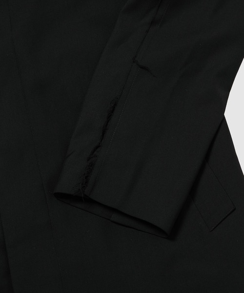 C2H4（シーツーエイチフォー）の「RAW EDGE TAILORED COAT（テーラードジャケット・メンズ・ブラック・M）」の3枚目の写真