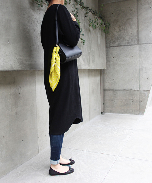 wiz(ウィズ)の「ウィズ wiz / 水玉&ライン スカーフ 日本製(バンダナ/スカーフ・レディース・ライトグレー/ネイビー/マスタード/ベージュ・FREE)」の13枚目の写真