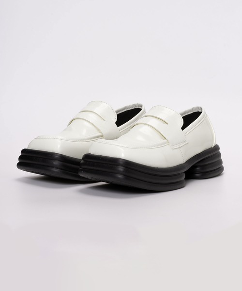 SVEC（シュベック）の「チャンキーソール スクエアトゥ コインローファー（ローファー・レディース・ブラック/ホワイト・39/36/38/37/35）」の7枚目の写真