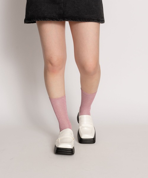 SVEC（シュベック）の「チャンキーソール スクエアトゥ コインローファー（ローファー・レディース・ブラック/ホワイト・39/36/38/37/35）」の3枚目の写真