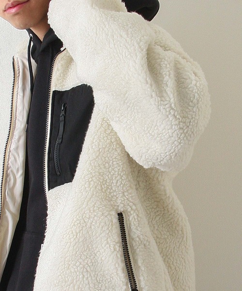 ZIP FIVE(ジップファイブ)の「【ZIP FIVE】 ボア フリース スタンド ジャケット / ブルゾン(ブルゾン・メンズ・ホワイト/ブラック/ダークグリーン/ベージュ/カーキ/マルチ/モカ/ライトパープル/キャメル/ホワイト系/ブラック系/ブラック系1/ブラウン系/ベージュ系/ホワイト×グリーン/ベージュ×ブラック・MEDIUM/LARGE/X-LARGE)」の21枚目の写真