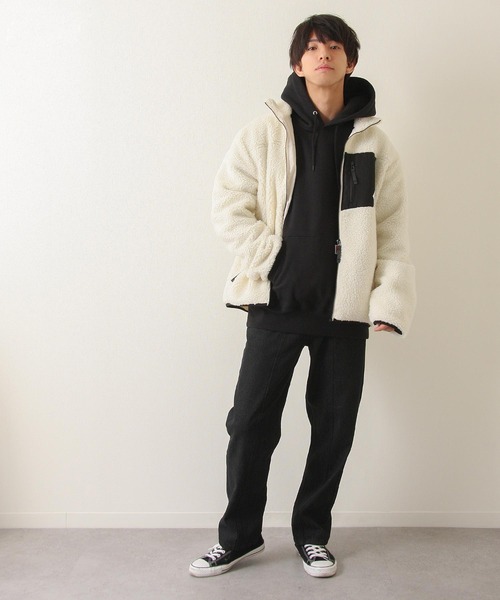 ZIP FIVE(ジップファイブ)の「【ZIP FIVE】 ボア フリース スタンド ジャケット / ブルゾン(ブルゾン・メンズ・ホワイト/ブラック/ダークグリーン/ベージュ/カーキ/マルチ/モカ/ライトパープル/キャメル/ホワイト系/ブラック系/ブラック系1/ブラウン系/ベージュ系/ホワイト×グリーン/ベージュ×ブラック・MEDIUM/LARGE/X-LARGE)」の18枚目の写真