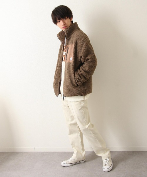 ZIP FIVE(ジップファイブ)の「【ZIP FIVE】 ボア フリース スタンド ジャケット / ブルゾン(ブルゾン・メンズ・ホワイト/ブラック/ダークグリーン/ベージュ/カーキ/マルチ/モカ/ライトパープル/キャメル/ホワイト系/ブラック系/ブラック系1/ブラウン系/ベージュ系/ホワイト×グリーン/ベージュ×ブラック・MEDIUM/LARGE/X-LARGE)」の22枚目の写真