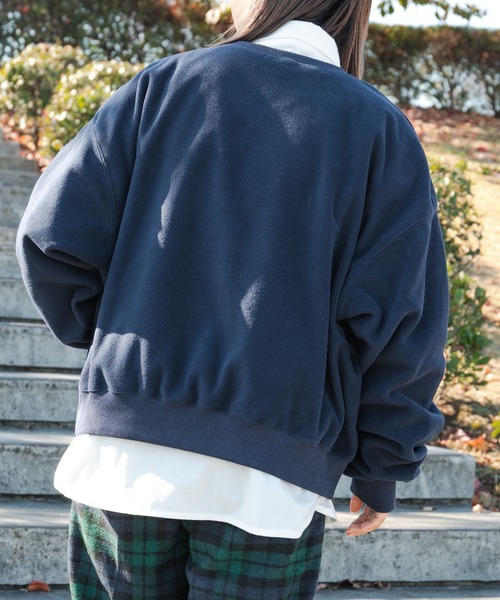 kutir（クティール）の「カレッジロゴフリースプルオーバー（その他トップス・レディース・ダークブラウン/ネイビー/グリーン・FREE）」の17枚目の写真