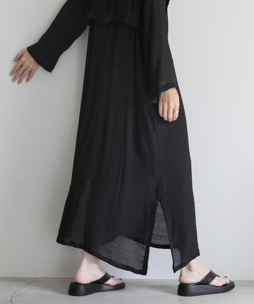 select MOCA（セレクトモカ）の「オープンスリーブシアースラブロングワンピース（ワンピース・レディース・ブラック/サックスブルー/オレンジ・FREE）」の18枚目の写真