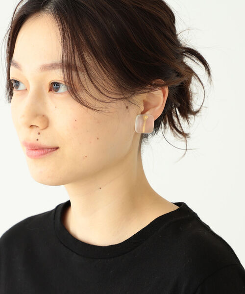 BEAMS BOY（ビームスボーイ）の「BEAMS BOY / クリア イヤリング（イヤリング・レディース・ホワイト/ホワイト系その他2/オレンジ/イエロー/グリーン/ライトブルー・ONE SIZE）」の3枚目の写真