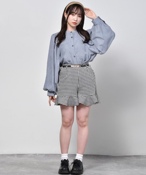 ems excite（エムズエキサイト）の「ベルトツキフリルショートパンツ（その他パンツ・レディース・ブラック/パープル系その他/ブラック系その他2・FREE）」の7枚目の写真