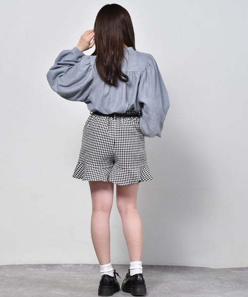 ems excite（エムズエキサイト）の「ベルトツキフリルショートパンツ（その他パンツ・レディース・ブラック/パープル系その他/ブラック系その他2・FREE）」の19枚目の写真