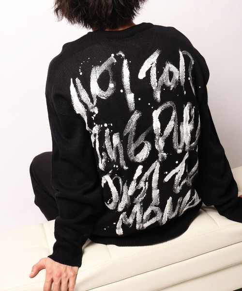 ByTheR（バイザアール）の「BYTHER 韓国ブランド バックプリントニット（ニット/セーター・メンズ・ブラック・FREE）」の2枚目の写真