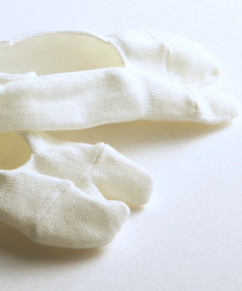 rasox（ラソックス）の「rasox（ラソックス）／　タビ・カバーソックス（ソックス/靴下・レディース・杢グレー/ブラック/ブルー/ホワイト・LARGE/SMALL/MEDIUM）」の2枚目の写真