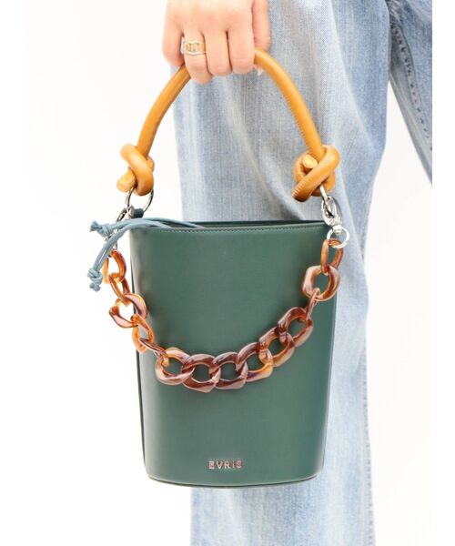 EVRIS（エヴリス）の「チェーンバケツBAG（ショルダーバッグ・レディース・ホワイト/ブラック/グリーン・FREE）」の15枚目の写真