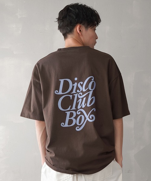SPINNS（スピンズ）の「【ビッグシルエット】バックプリント ビッグTシャツ（Tシャツ/カットソー・メンズ・ホワイト×レッド/ホワイト×グリーン/ブラック/グリーン/ブラウン/ブラック×イエロー/ホワイト×ブルー・ONESIZE）」の6枚目の写真