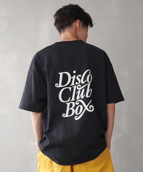 SPINNS（スピンズ）の「【ビッグシルエット】バックプリント ビッグTシャツ（Tシャツ/カットソー・メンズ・ホワイト×レッド/ホワイト×グリーン/ブラック/グリーン/ブラウン/ブラック×イエロー/ホワイト×ブルー・ONESIZE）」の4枚目の写真