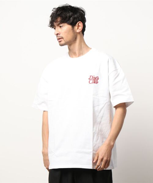 SPINNS（スピンズ）の「【ビッグシルエット】バックプリント ビッグTシャツ（Tシャツ/カットソー・メンズ・ホワイト×レッド/ホワイト×グリーン/ブラック/グリーン/ブラウン/ブラック×イエロー/ホワイト×ブルー・ONESIZE）」の19枚目の写真