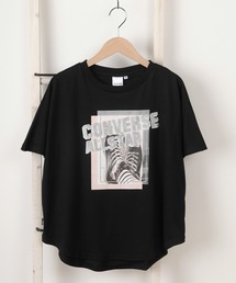 CONVERSE（コンバース）の「【CONVERSE/コンバース】ビッグシルエット ラバーフォト＆バックラメプリント キッズ半袖Tシャツ/ ラウンドヘム/【140ｃｍ-160ｃｍ】（Tシャツ/カットソー・キッズ）」