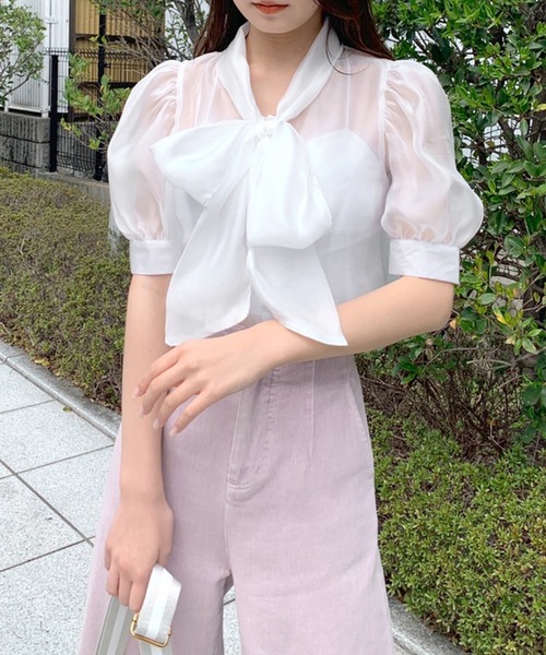 OLIVE des OLIVE（オリーブデオリーブ）の「ボウタイ半袖ブラウス（シャツ/ブラウス・レディース・ホワイト/オフホワイト/アイボリー・FREE）」の4枚目の写真