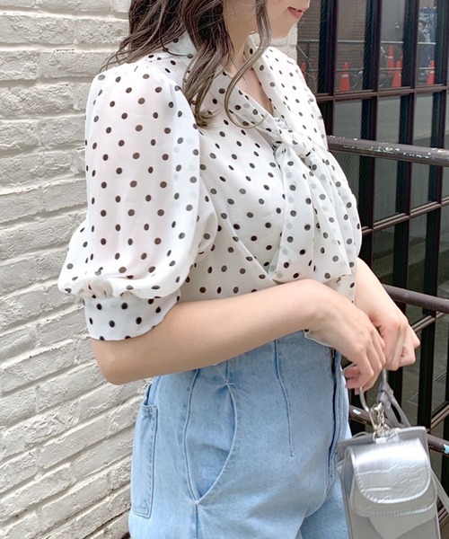 OLIVE des OLIVE（オリーブデオリーブ）の「ボウタイ半袖ブラウス（シャツ/ブラウス・レディース・ホワイト/オフホワイト/アイボリー・FREE）」の13枚目の写真