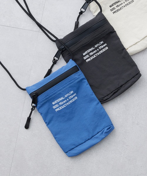 CIAOPANIC TYPY（チャオパニックティピー）の「ワッシャーナイロンポーチ（ショルダーバッグ・メンズ・ブラック/アイボリー/ブルー・ONE SIZE）」の4枚目の写真
