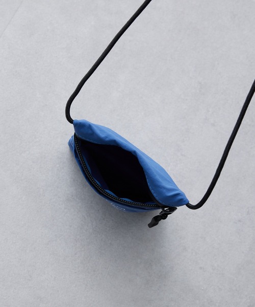 CIAOPANIC TYPY（チャオパニックティピー）の「ワッシャーナイロンポーチ（ショルダーバッグ・メンズ・ブラック/アイボリー/ブルー・ONE SIZE）」の10枚目の写真