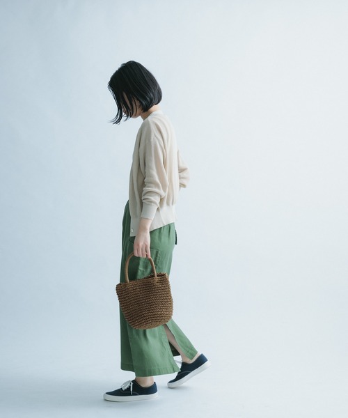 FORK&SPOON(フォークアンドスプーン)の「FORK&SPOON ペーパーニットカーディガン(カーディガン/ボレロ・レディース・ダークネイビー/ダークブラウン系/ライトベージュ・ONE)」の16枚目の写真