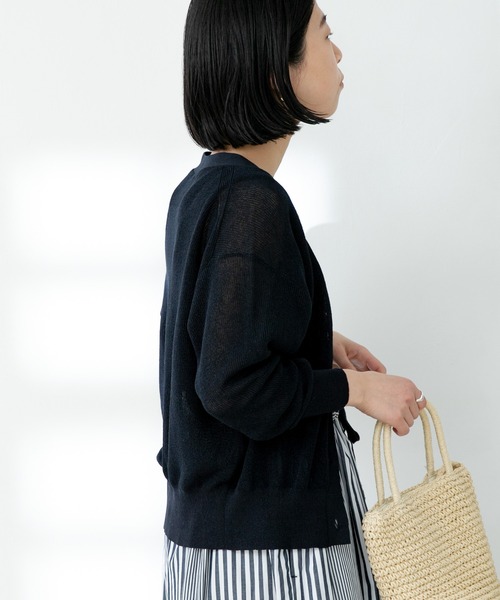 FORK&SPOON(フォークアンドスプーン)の「FORK&SPOON ペーパーニットカーディガン(カーディガン/ボレロ・レディース・ダークネイビー/ダークブラウン系/ライトベージュ・ONE)」の9枚目の写真