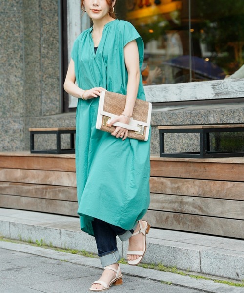 Chez toi（シェトワ）の「キーネックギャザースモックワンピース（ワンピース・レディース・オフホワイト/ブラック/グリーン/イエロー・FREE）」の3枚目の写真