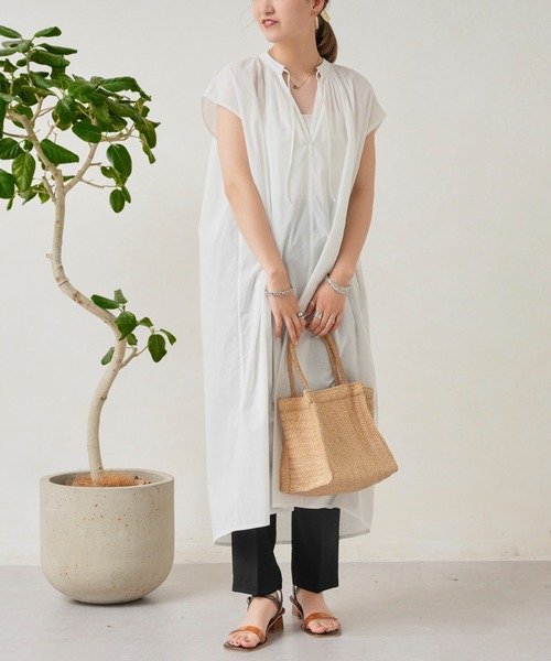 Chez toi（シェトワ）の「キーネックギャザースモックワンピース（ワンピース・レディース・オフホワイト/ブラック/グリーン/イエロー・FREE）」の20枚目の写真