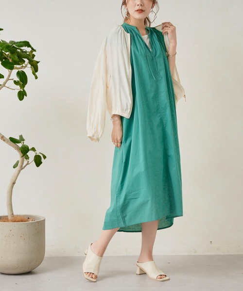 Chez toi（シェトワ）の「キーネックギャザースモックワンピース（ワンピース・レディース・オフホワイト/ブラック/グリーン/イエロー・FREE）」の16枚目の写真
