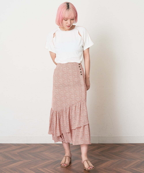 A de a.v.v（アードアー・ヴェ・ヴェ）の「マーメイドアシンメトリー柄スカート（スカート・レディース・ホワイト/オレンジ・38/36）」の10枚目の写真