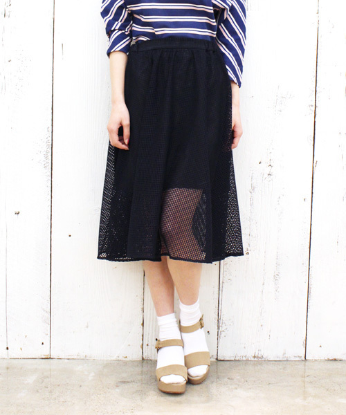 Chico（チコ）の「スクエアレースSK（スカート・レディース・ホワイト/ネイビー/ロイヤルブルー・FREE）」の3枚目の写真
