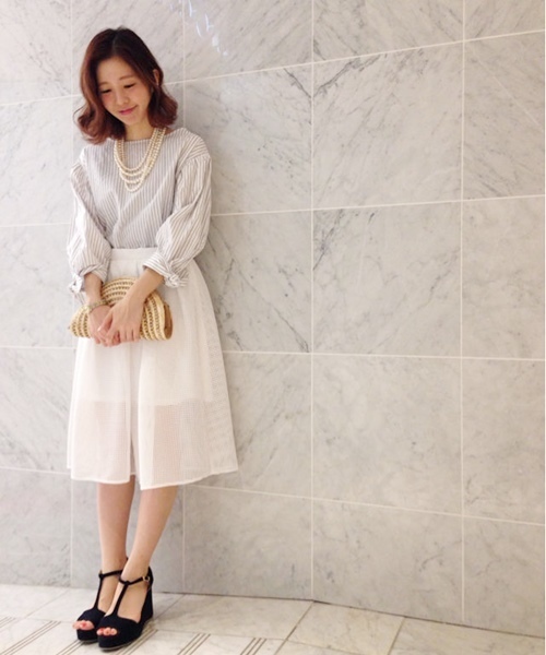 Chico（チコ）の「スクエアレースSK（スカート・レディース・ホワイト/ネイビー/ロイヤルブルー・FREE）」の2枚目の写真