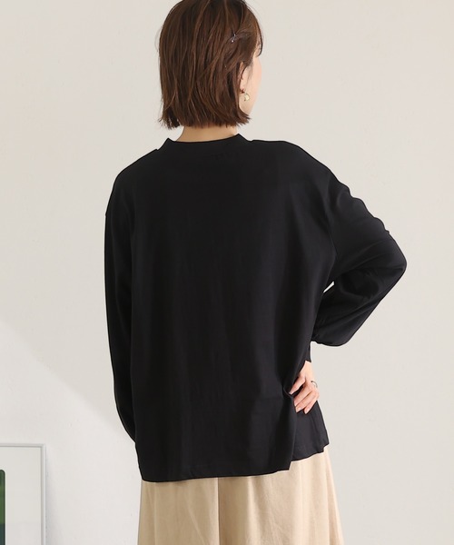ElegChic(エレグシック)の「モックネックボリューム袖ロンT(Tシャツ/カットソー・レディース・ライトベージュ/ブラック/オフホワイト・4L/M/XL)」の6枚目の写真